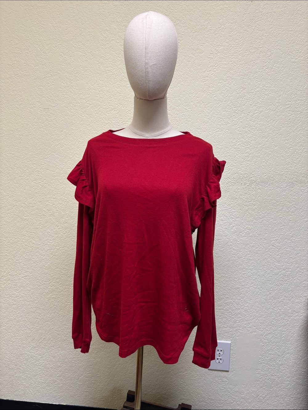 Women’s Red Ruffle-Shoulder Long Sleeve Sweatshirt